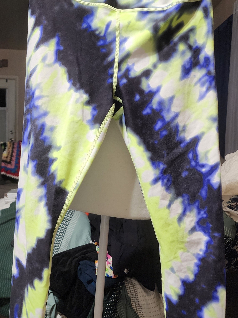 Athleta Women's Neon Tie-Dye Leggings in Yellow, Blue & Black Sz MED